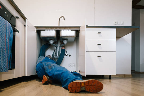 Professional Drain Cleaning technician working in Swayzee, IN